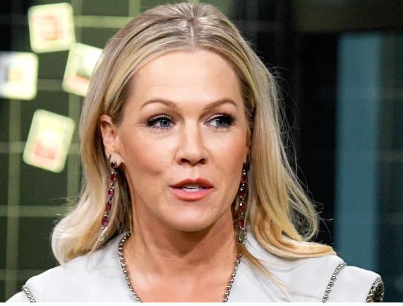 Jennie Garth, Fiona Garth, Mother-Daughter Bond, Matching Outfits, Celebrity Moms, Family Love, Fashion Inspiration, Growing Up, Parenting, Hollywood Families, Shared Moments, Blue Dresses, Nostalgia, Celebrity Style,