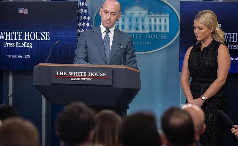 Politics, Kamala Harris, Donald Trump, Jason Miller, Dan Leavitt, Political Commentary, Immigration Policy, Economic Policy, 2024 Elections, Political Discourse, Media Coverage, Partisan Politics, Social Justice, Republican Party, Democratic Party, Miller and Leavitt,
