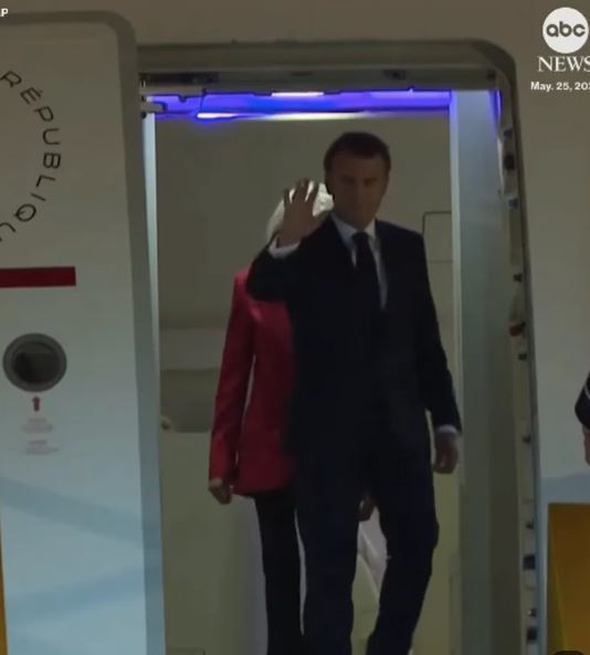 The Push That Rocked the Internet: Unpacking the Brigitte Macron Video 2 Brigitte Macron, Emmanuel Macron, viral video, France, politics, media, disinformation, presidential couple, international relations,