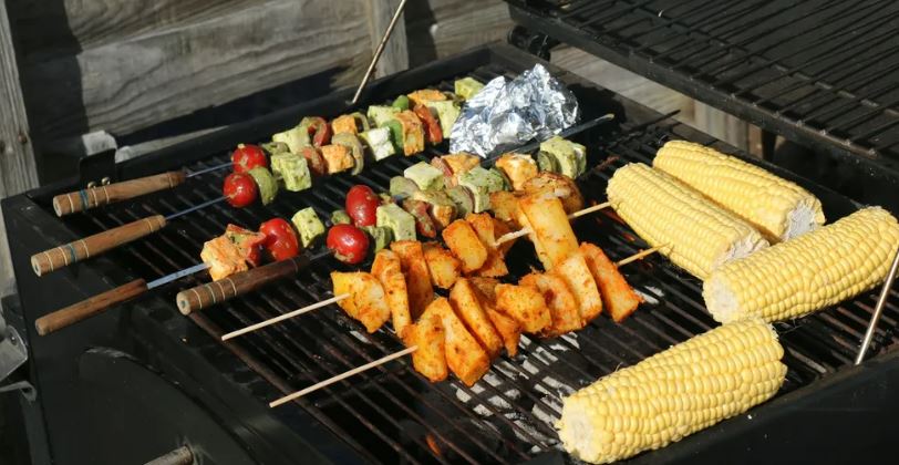 Neighborly Relations, Community Life, Barbecue, Laundry Day, Friendship, Home and Garden, Life Lessons, Cooking Together, Neighborhood Stories, Compromise, Outdoor Living, Summer Vibes, Grilling, Daily Life, Fresh Laundry,