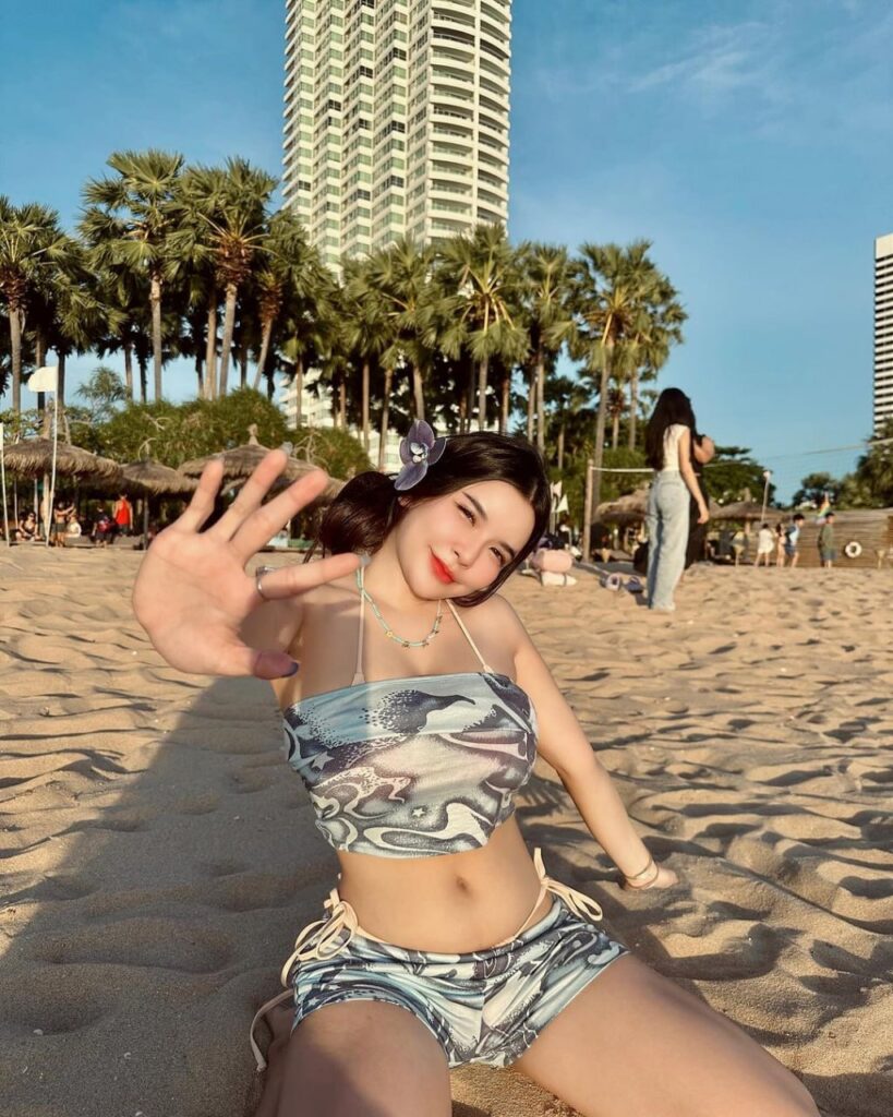 Asian Beauty,
Cultural Diversity,
Beauty in Diversity,
Confidence,
Individuality,
Asian Girl,
Fashion,
Grace,
Cultural Heritage,
Beauty Standards,
Empowerment,
Self-Expression,