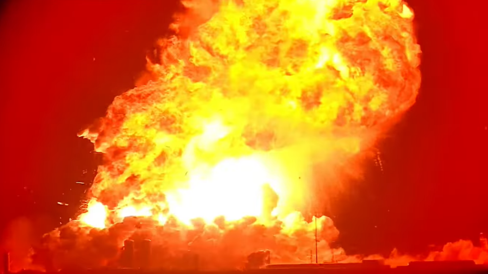 Shocking Moment: SpaceX Rocket Erupts in Flames